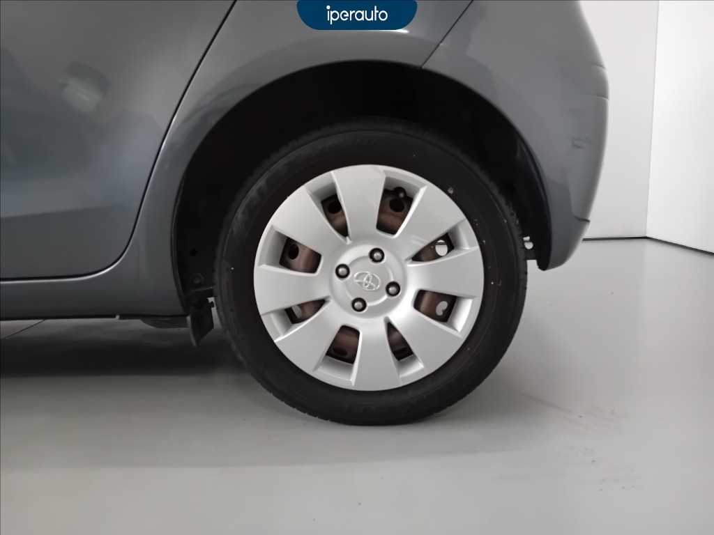 TOYOTA Yaris 5p 1.0 now