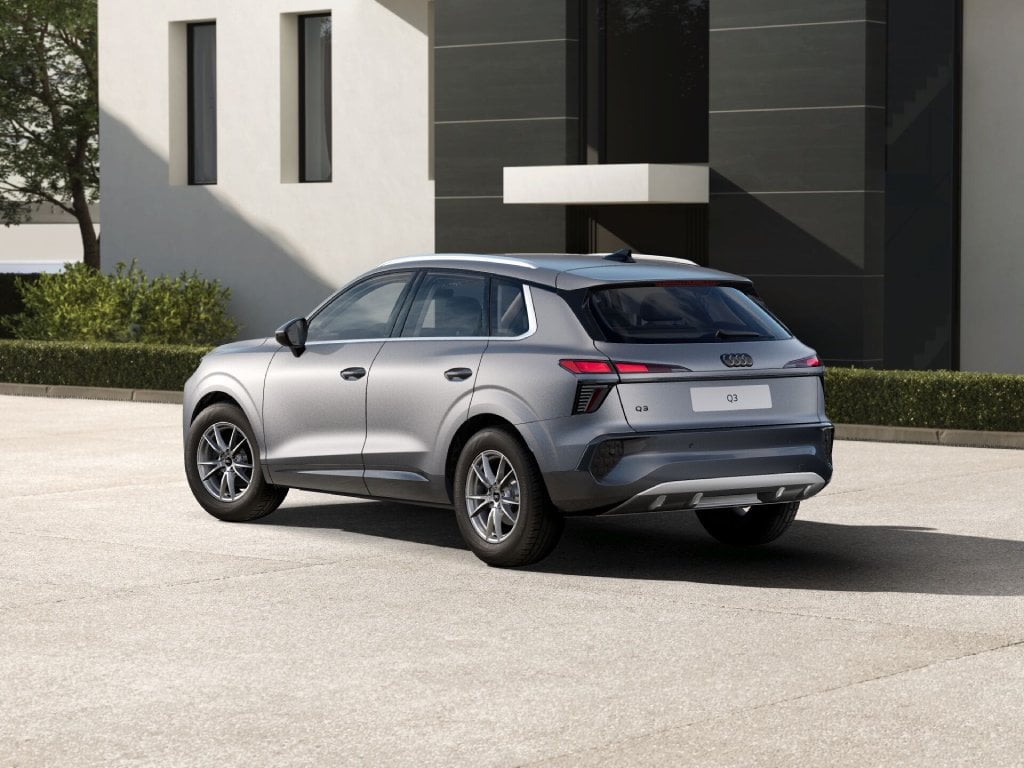 AUDI Q3 2.0 tdi business 150cv s-tronic