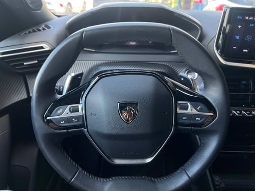 PEUGEOT 2008 PureTech 130 S&S EAT8 GT