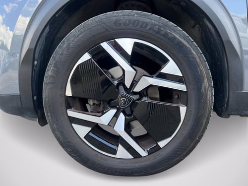 PEUGEOT 2008 PureTech 130 S&S EAT8 GT