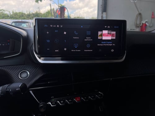 PEUGEOT 2008 PureTech 130 S&S EAT8 GT