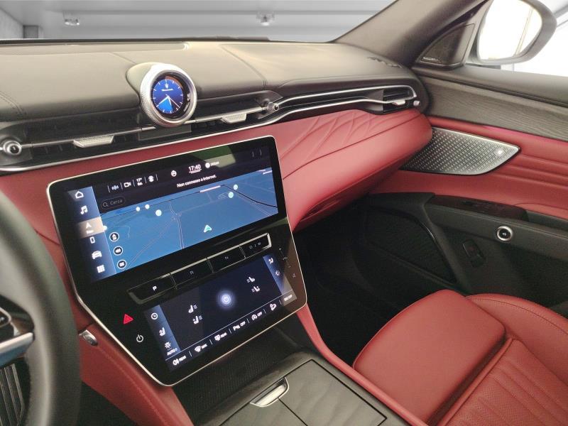 MASERATI Grecale 2.0 mhev modena 330cv auto