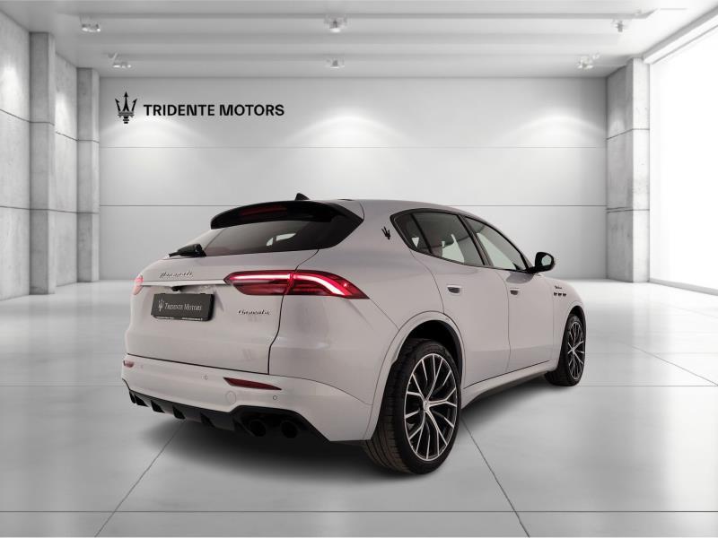 MASERATI Grecale 2.0 mhev modena 330cv auto