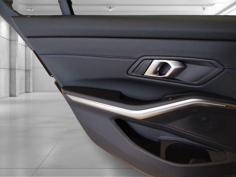 BMW 318d mhev 48v msport auto
