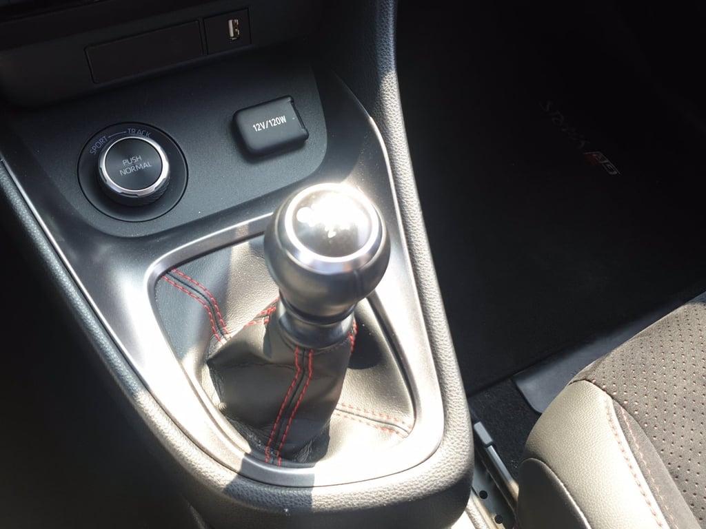 TOYOTA Gr yaris 1.6 circuit