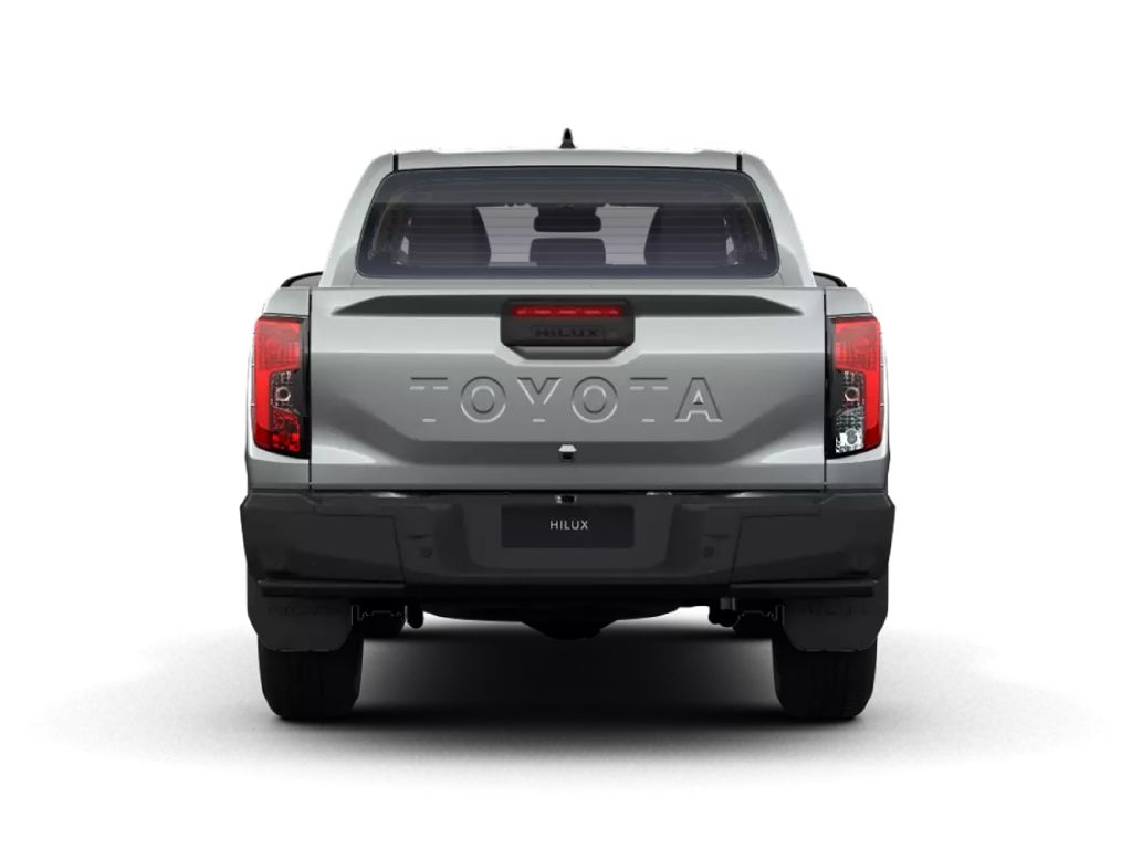 TOYOTA Hilux 2.8 d-4d 48v double cab invincible auto