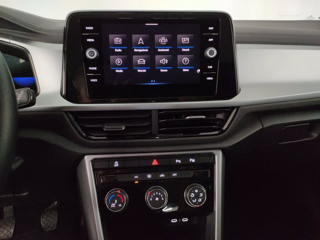VOLKSWAGEN T-roc 1.0 tsi life 110cv