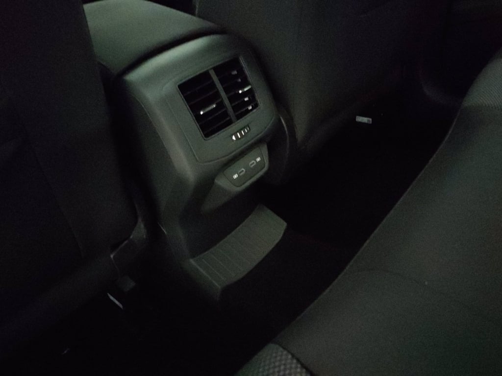 VOLKSWAGEN T-roc 1.0 tsi life 110cv