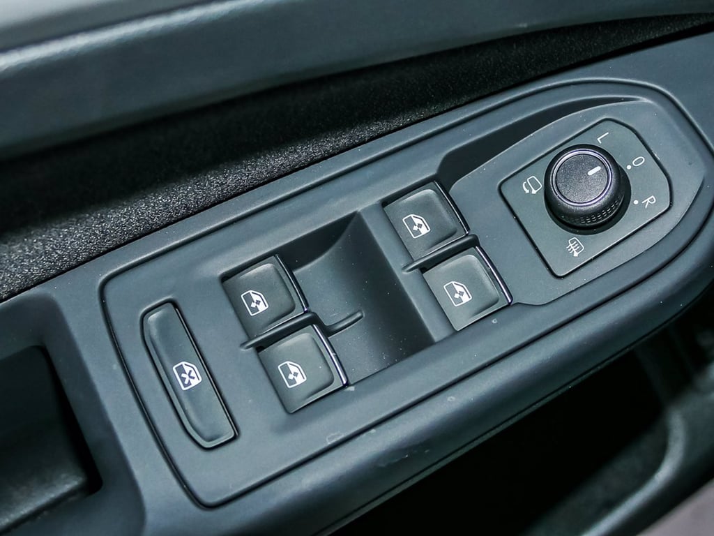 VOLKSWAGEN Golf 1.5 tsi ehybrid life 204cv dsg