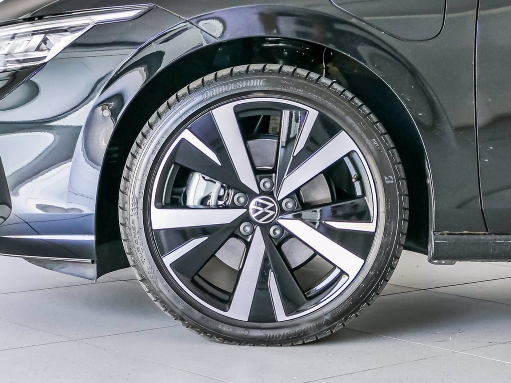 VOLKSWAGEN Golf 1.5 tsi ehybrid life 204cv dsg