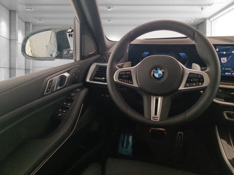 BMW X5 m60i auto