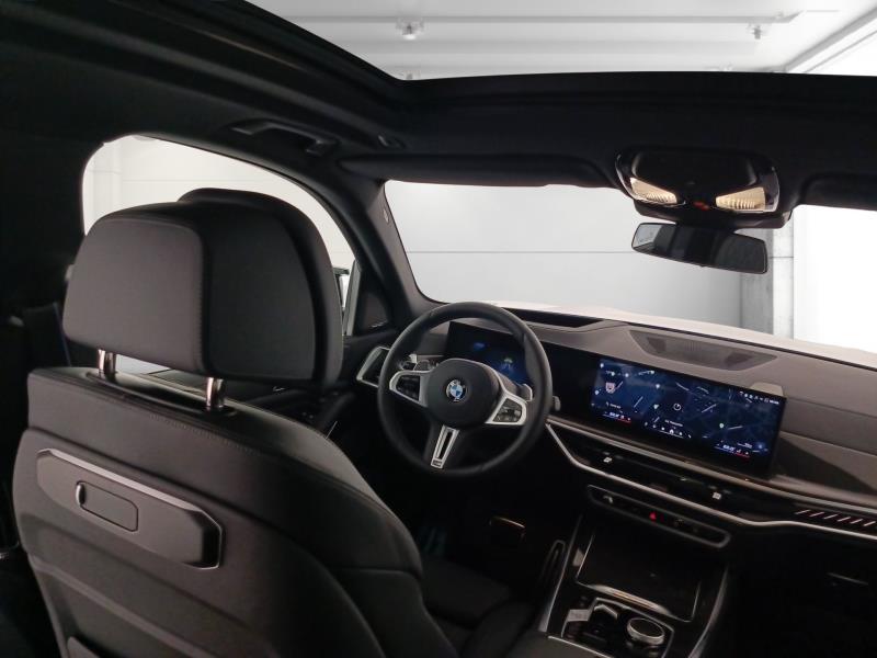 BMW X5 m60i auto