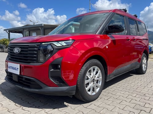 FORD Tourneo Courier 1.0 EcoBoost Titanium