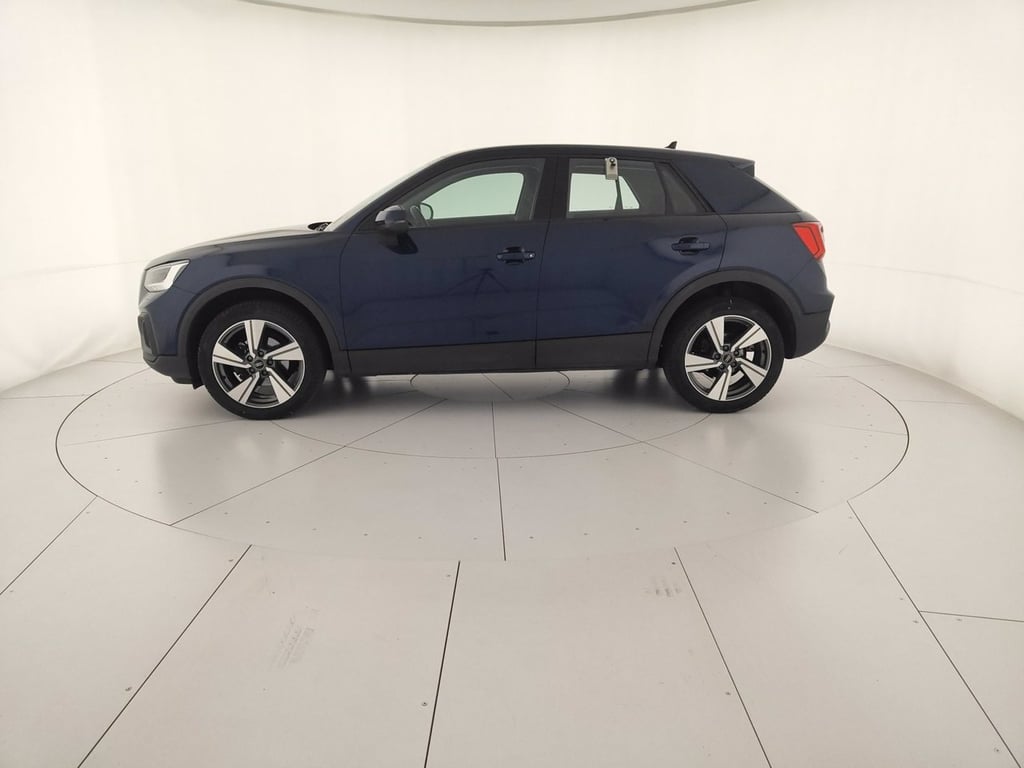 AUDI Q2 35 1.5 tfsi business