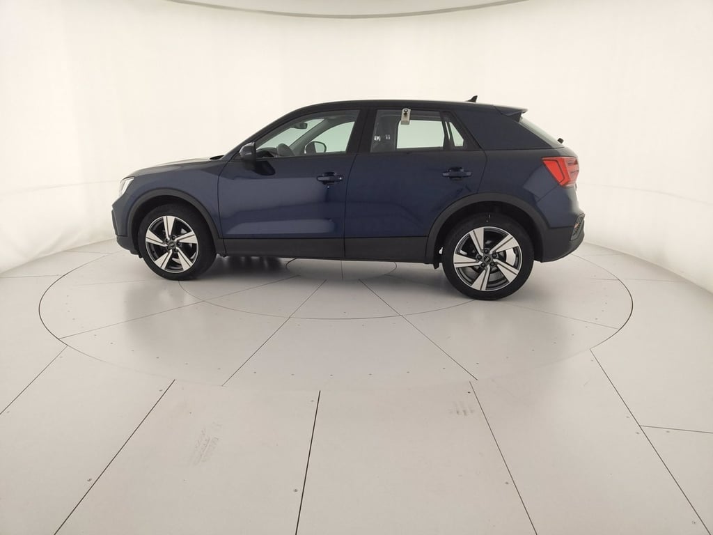 AUDI Q2 35 1.5 tfsi business