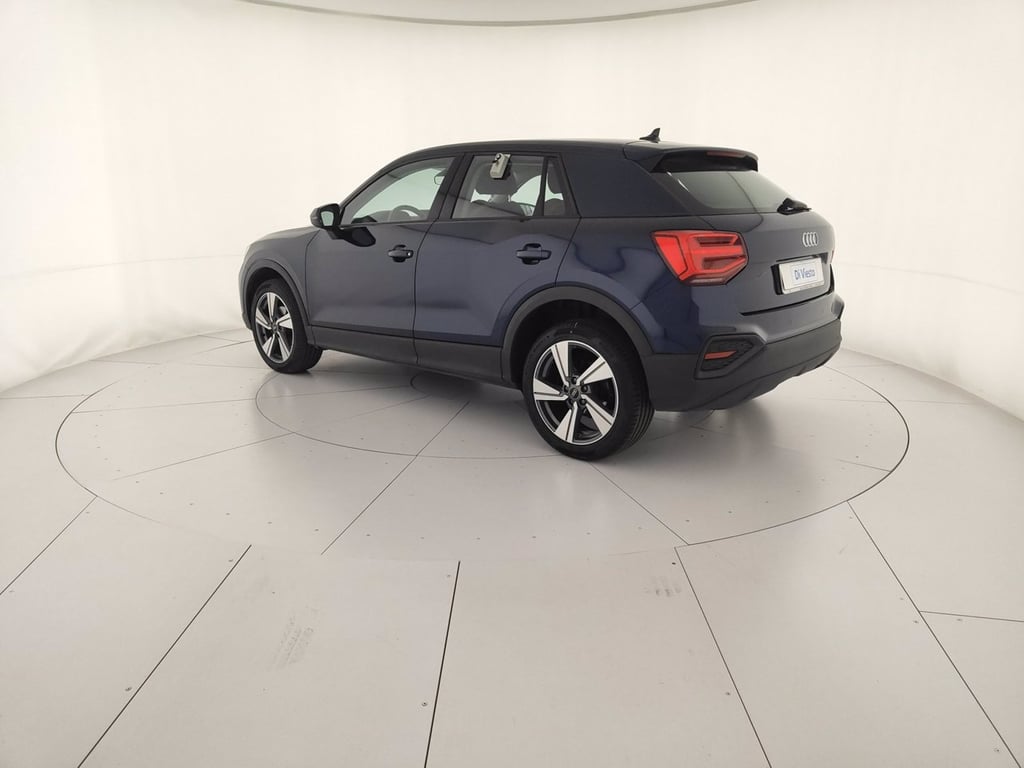 AUDI Q2 35 1.5 tfsi business