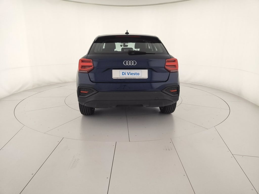 AUDI Q2 35 1.5 tfsi business