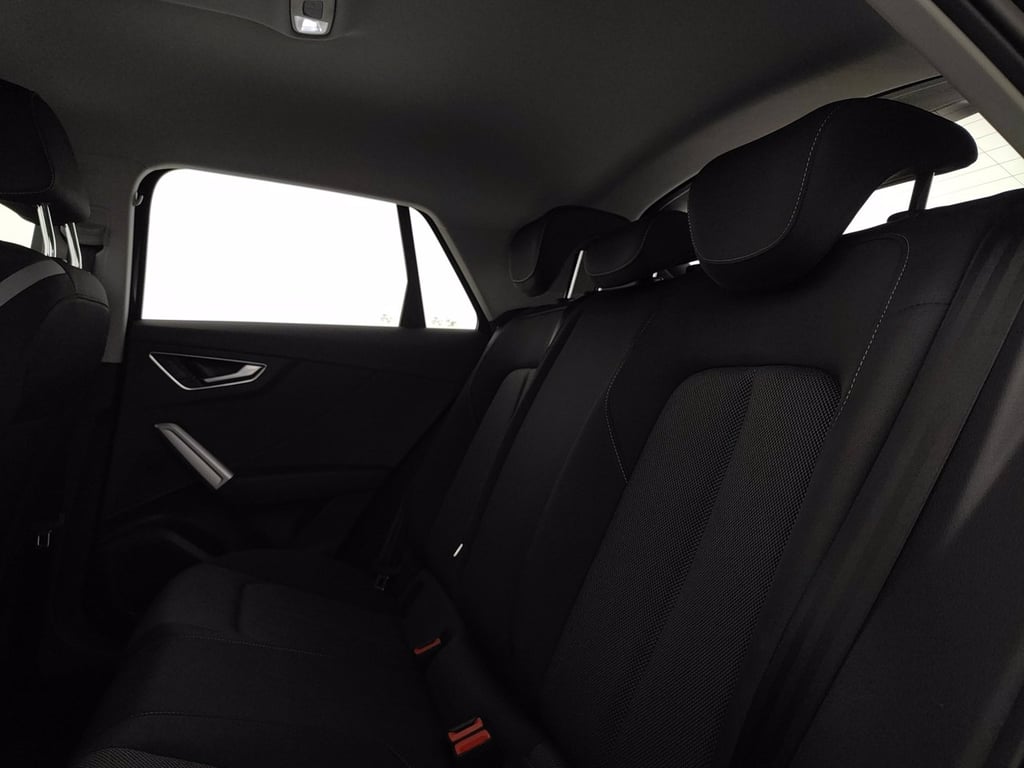 AUDI Q2 35 1.5 tfsi business