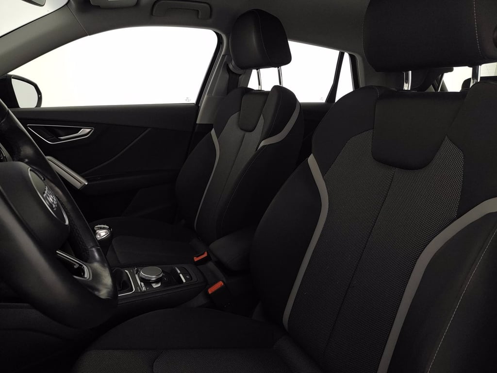 AUDI Q2 35 1.5 tfsi business