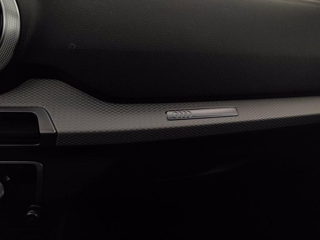 AUDI Q2 35 1.5 tfsi business