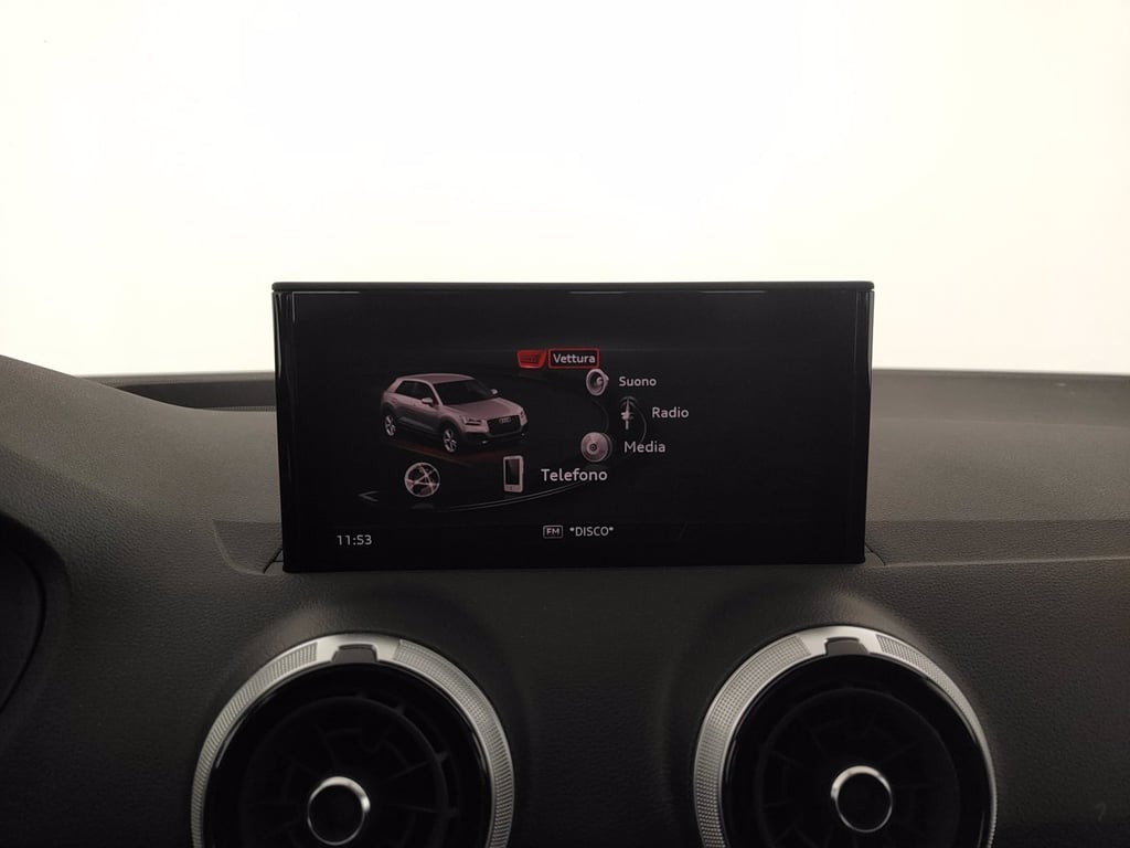 AUDI Q2 35 1.5 tfsi business