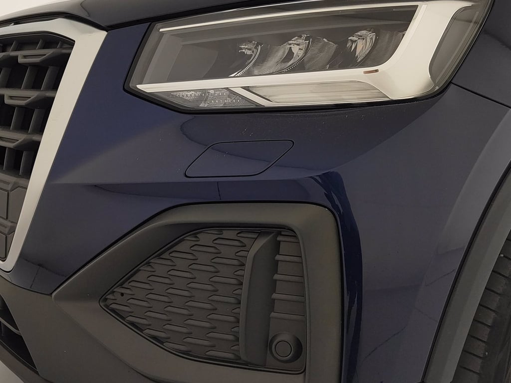 AUDI Q2 35 1.5 tfsi business