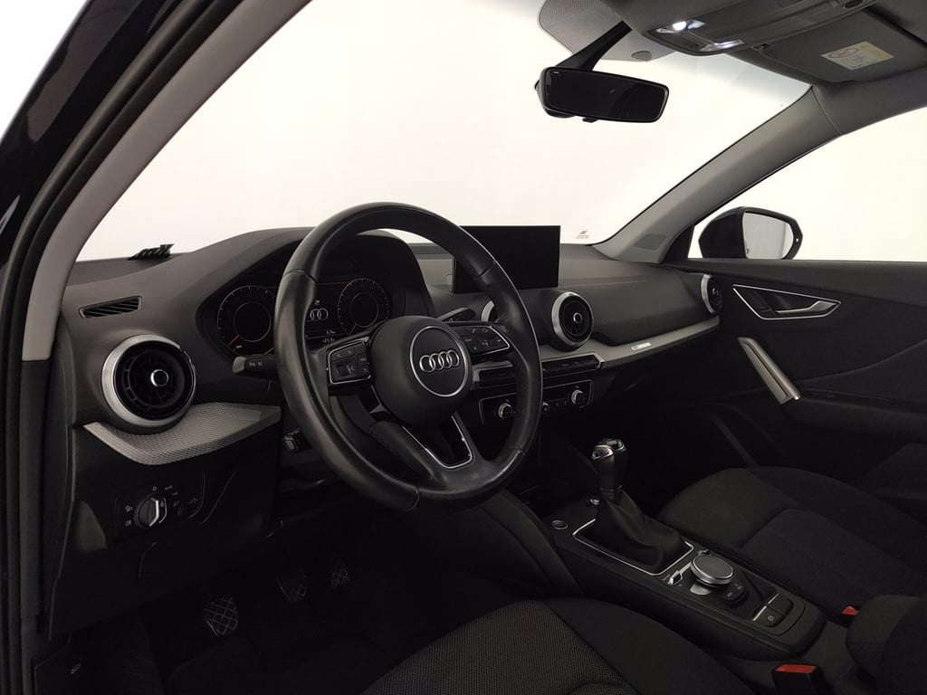 AUDI Q2 35 1.5 tfsi business