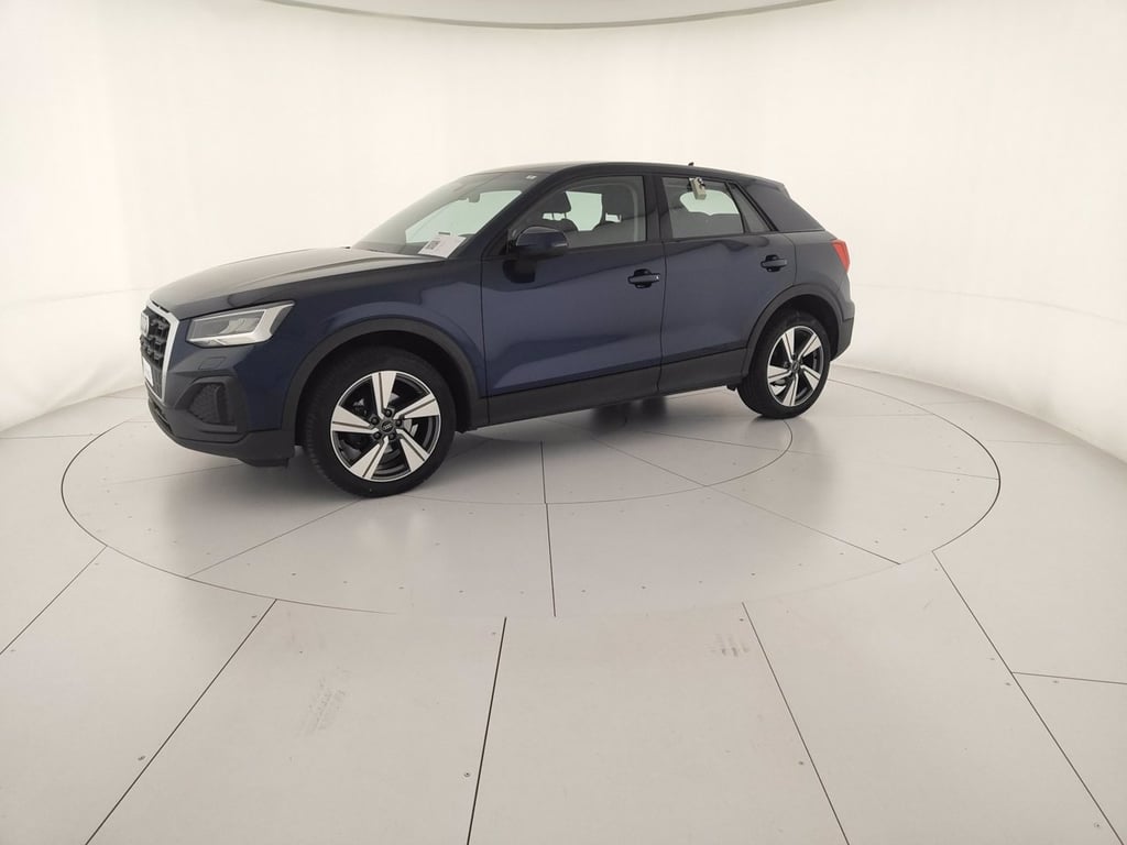 AUDI Q2 35 1.5 tfsi business