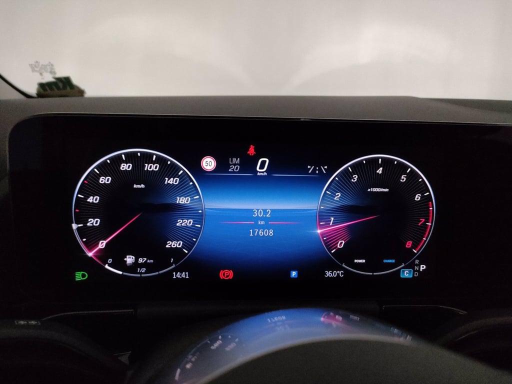 MERCEDES B 180 advanced auto