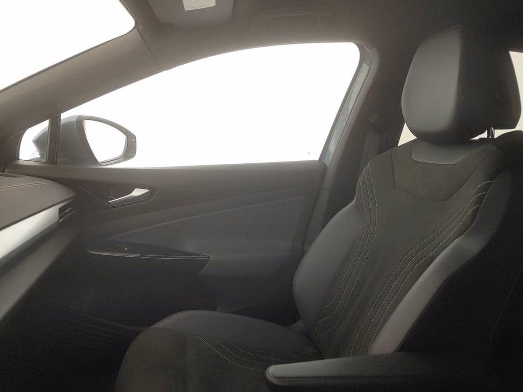 VOLKSWAGEN Id.5 77 kwh pro performance 204cv