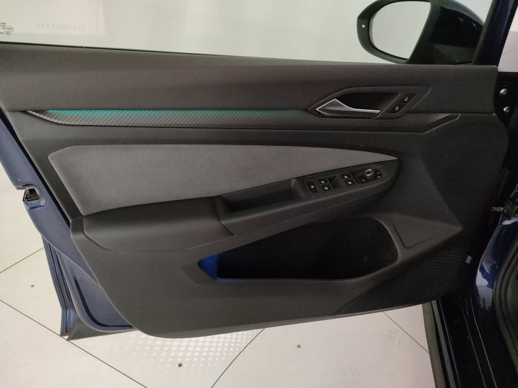 VOLKSWAGEN Golf 1.5 tsi evo r-line 130cv