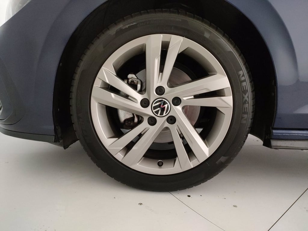 VOLKSWAGEN Golf 1.5 tsi evo r-line 130cv