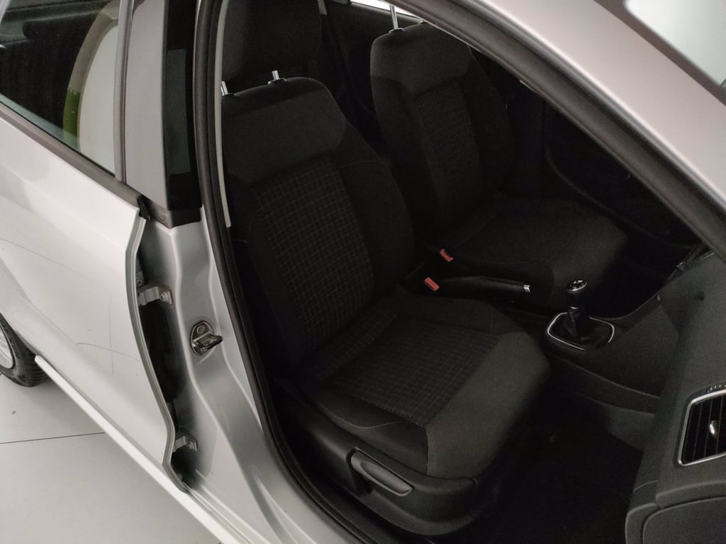 VOLKSWAGEN Polo 5p 1.0 mpi comfortline 75cv