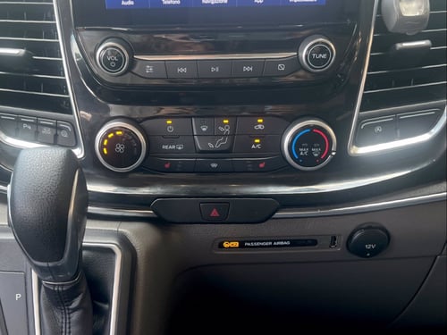 FORD Tourneo Custom 320 2.0 EcoBlue 130CV aut. PC Titanium