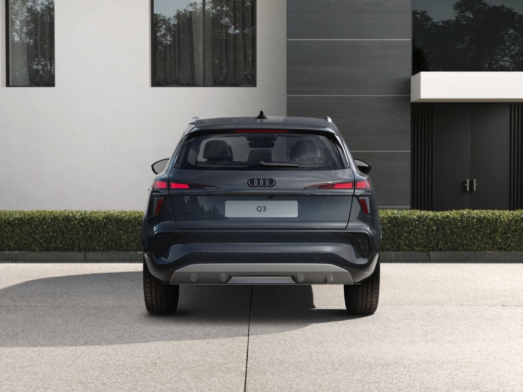 AUDI Q3 1.5 e-hybrid business advanced 272cv s-tronic