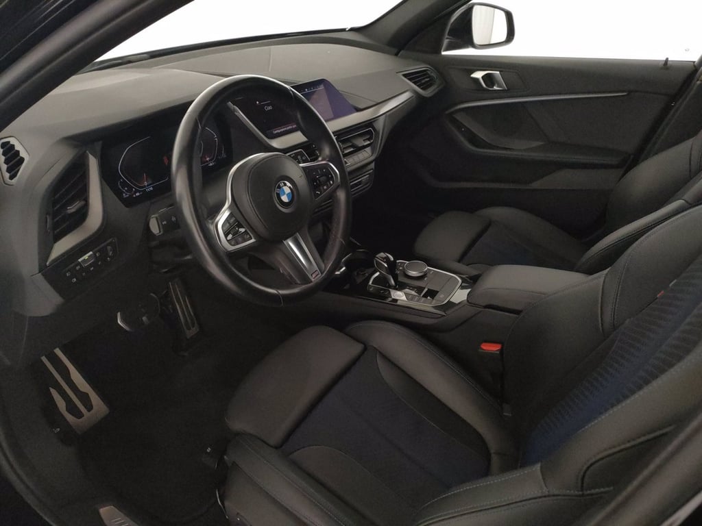 BMW 116d msport auto