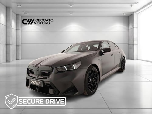 BMW M5 4.4 727cv auto