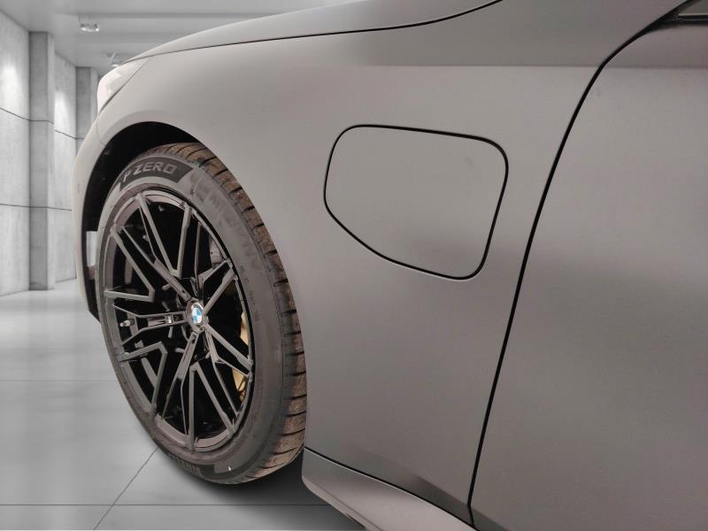 BMW M5 4.4 727cv auto
