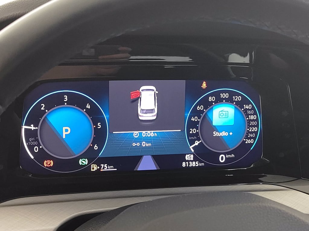 VOLKSWAGEN Golf variant 2.0 tdi life 115cv dsg