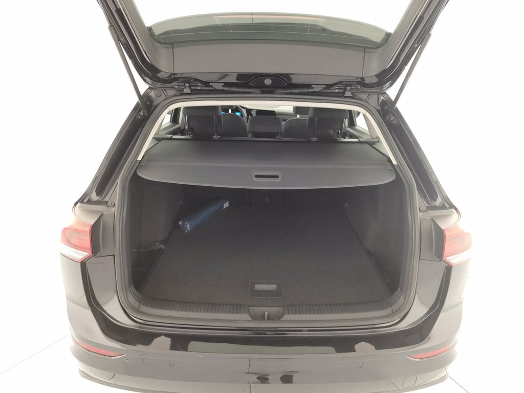 VOLKSWAGEN Golf variant 2.0 tdi life 115cv dsg