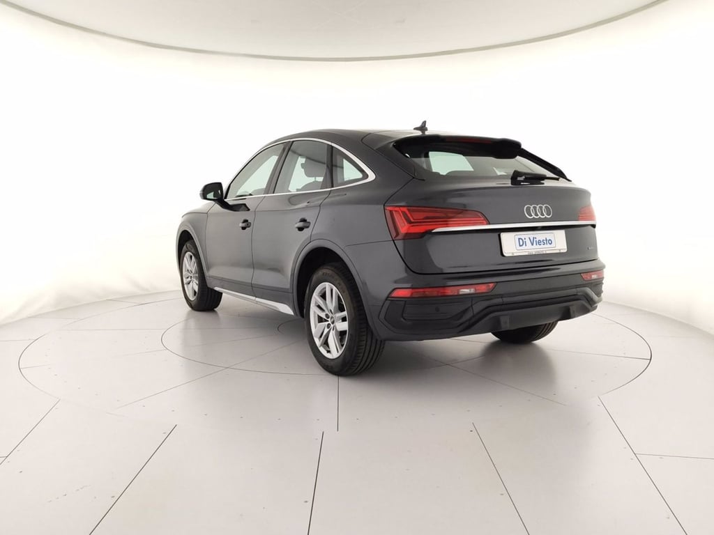 AUDI Q5 sportback 40 2.0 tdi mhev 12v business advanced quattro s-tronic