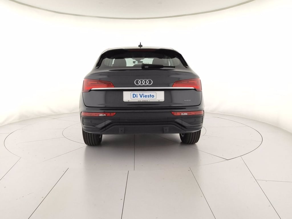 AUDI Q5 sportback 40 2.0 tdi mhev 12v business advanced quattro s-tronic