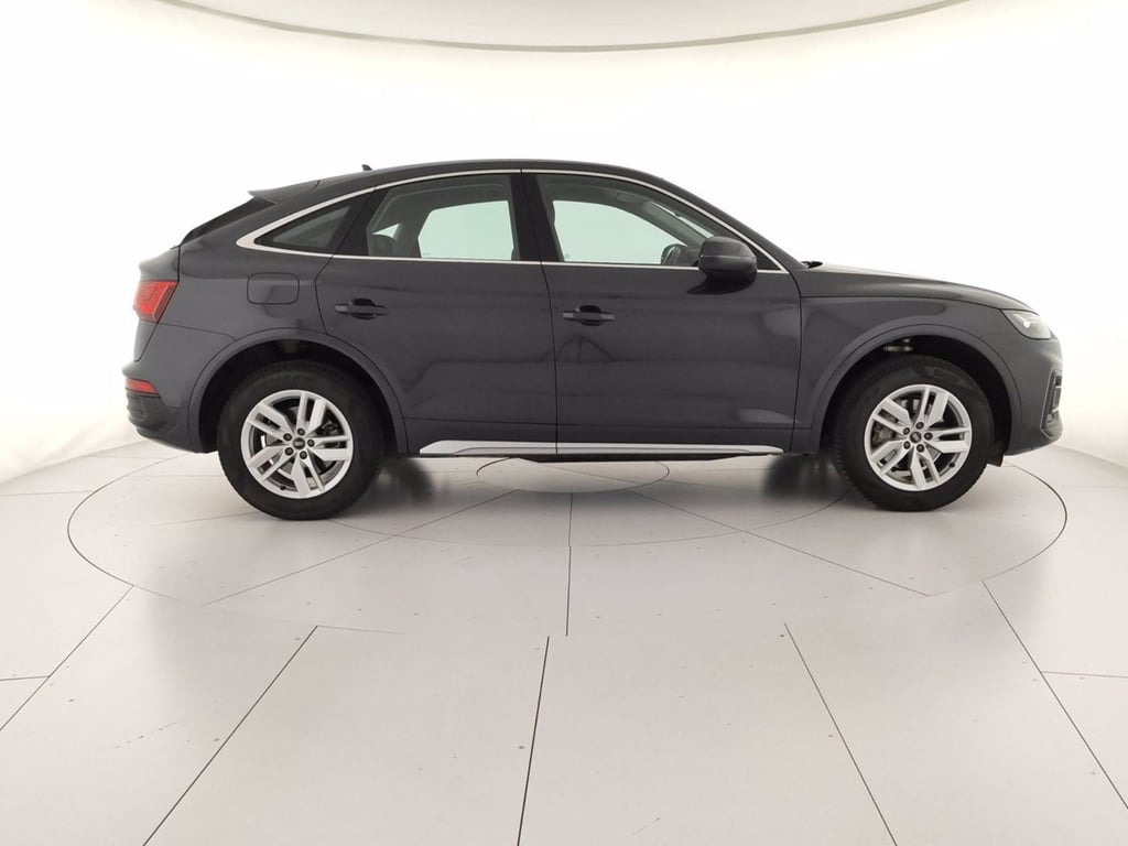 AUDI Q5 sportback 40 2.0 tdi mhev 12v business advanced quattro s-tronic