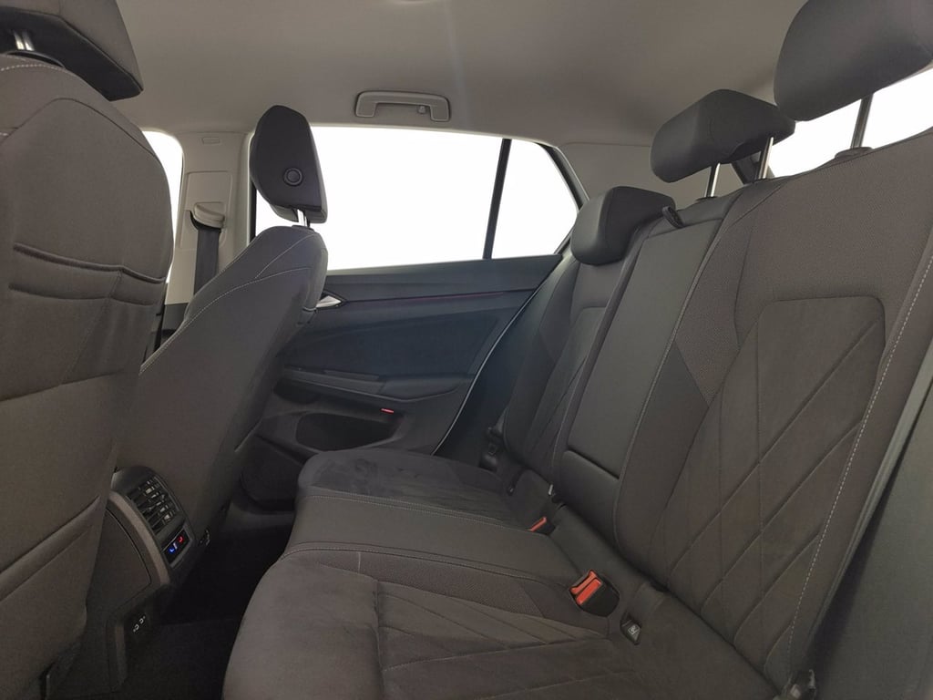 VOLKSWAGEN Golf 1.5 tgi style 130cv