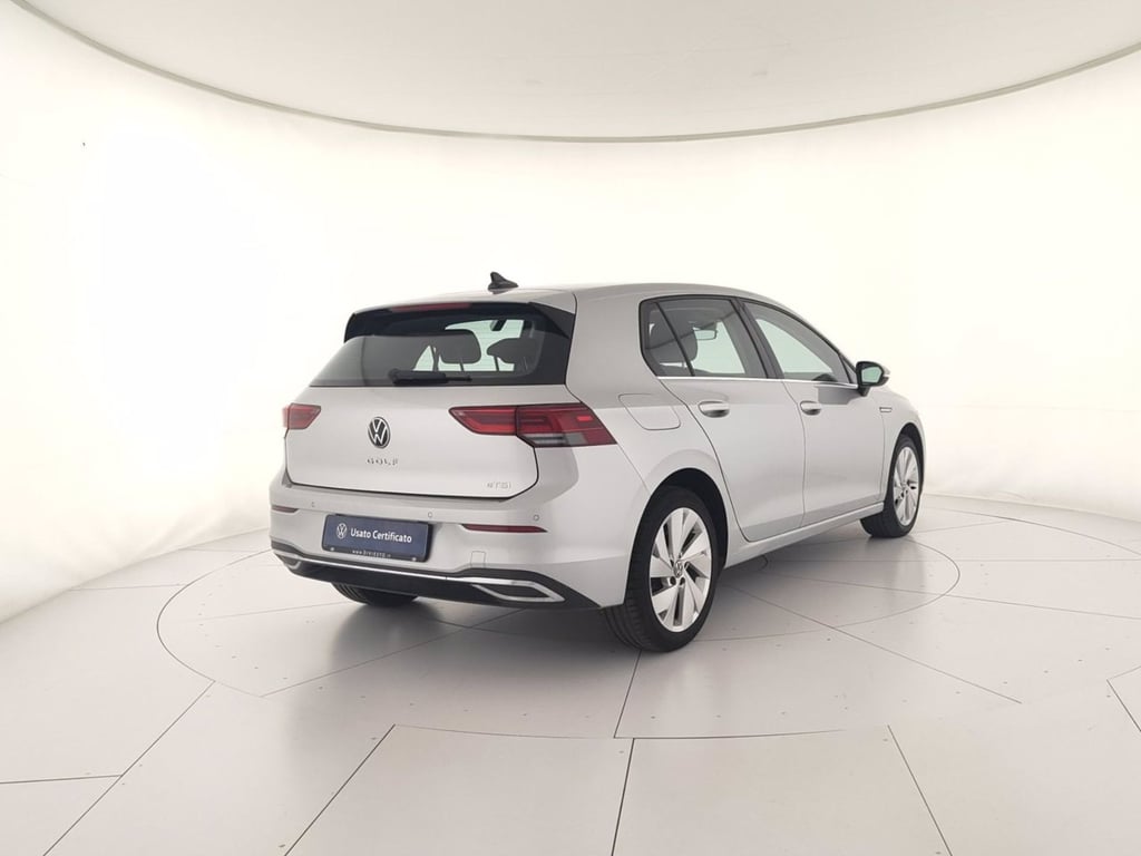 VOLKSWAGEN Golf 1.5 tgi style 130cv