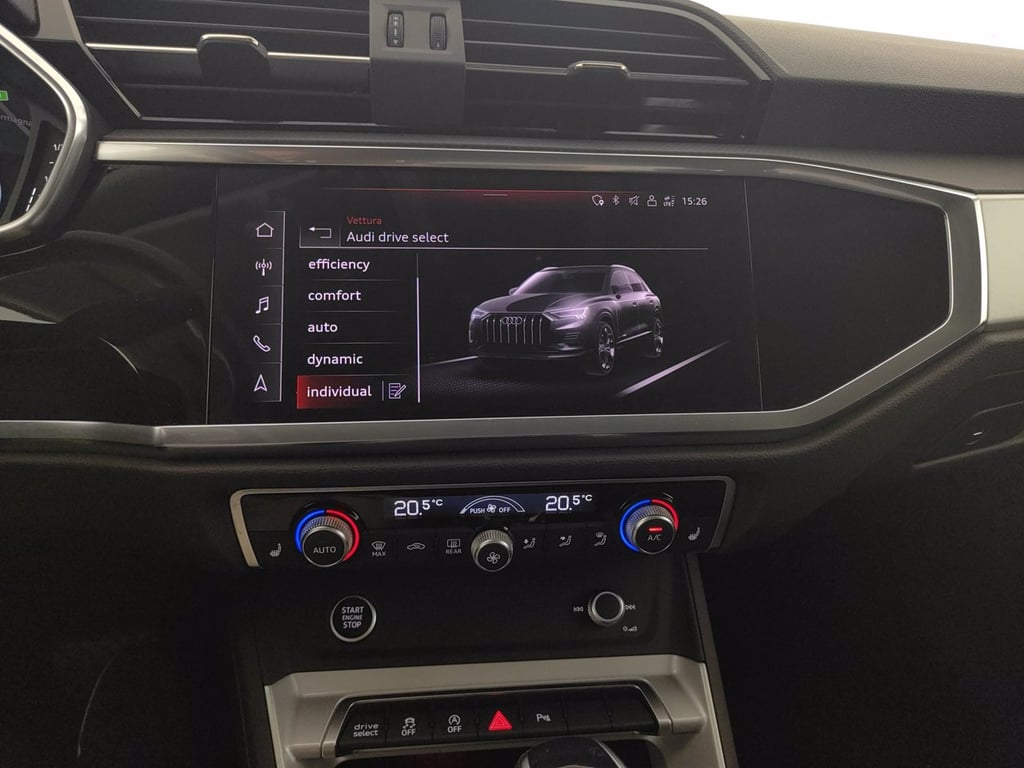 AUDI Q3 35 2.0 tdi business advanced s-tronic