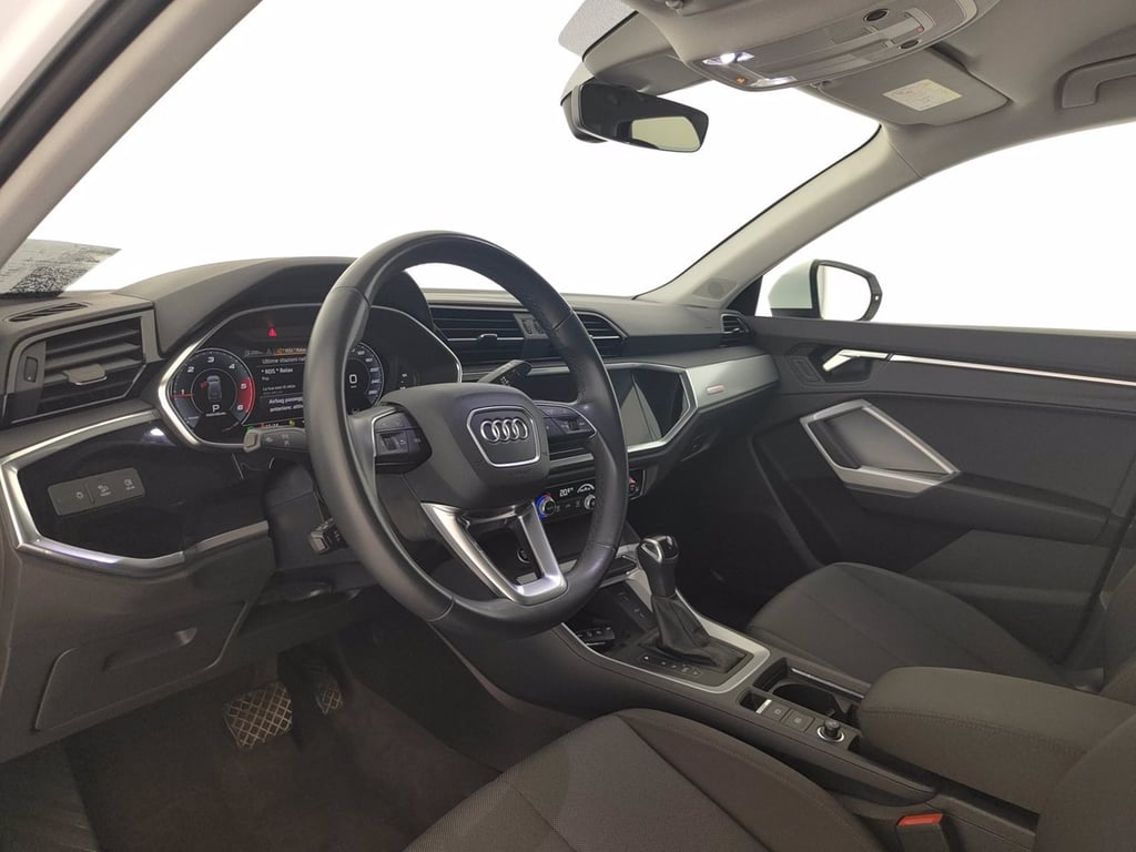 AUDI Q3 35 2.0 tdi business advanced s-tronic
