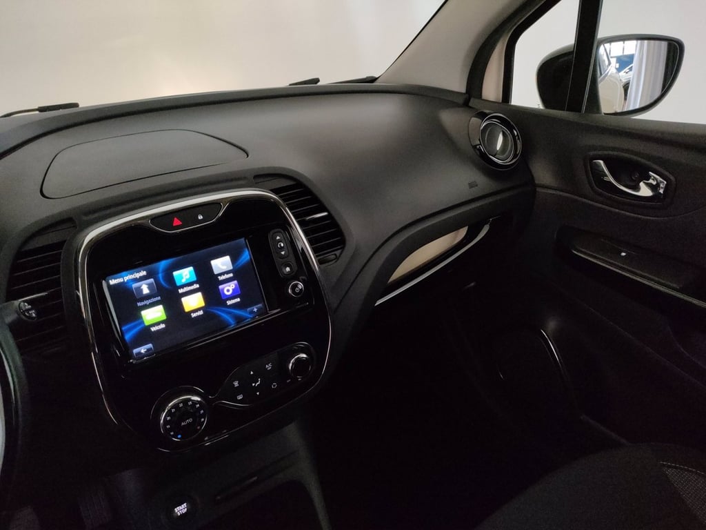 RENAULT Captur 1.5 dci intens (energy r-link) 110cv
