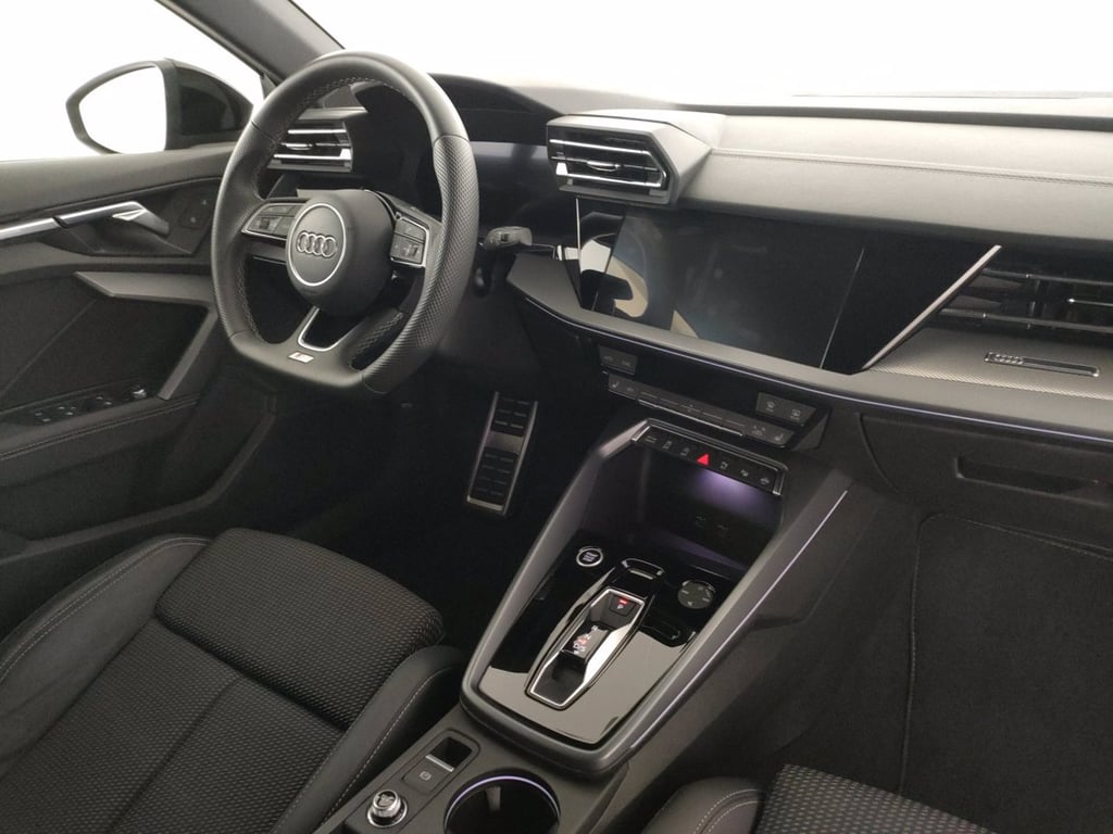 AUDI A3 sportback 2.0 tdi s line edition 150cv s-tronic