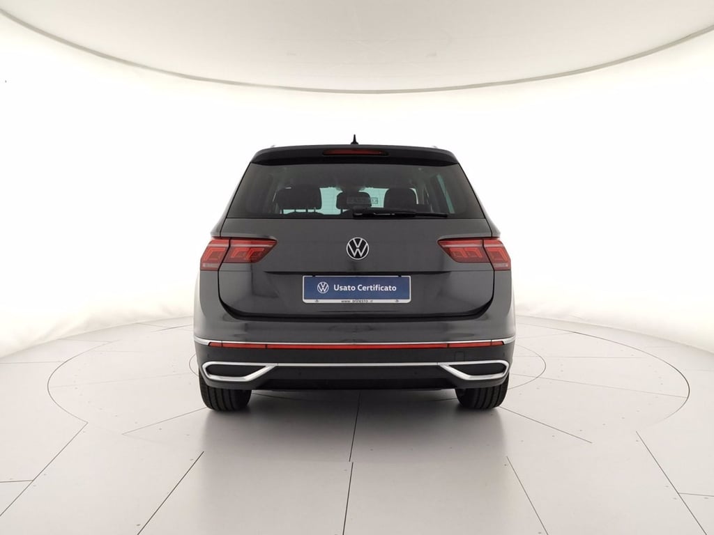 VOLKSWAGEN Tiguan 2.0 tdi elegance 150cv dsg